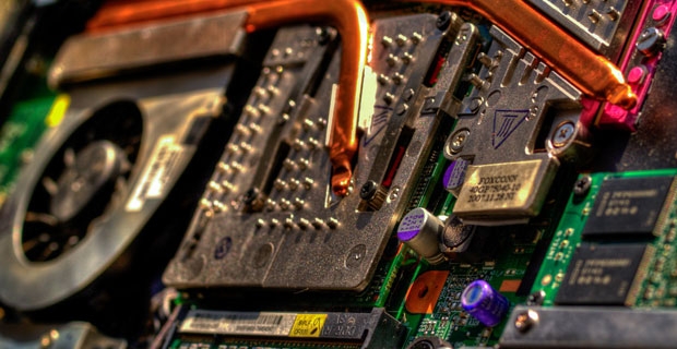 come-raffreddare-un-computer-portatile-default-124356-0