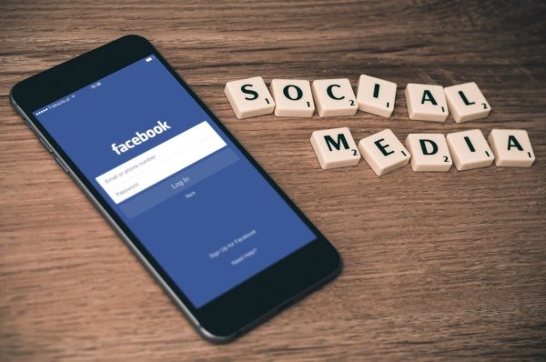 Come promuoversi sui social 5 consigli Come promuoversi sui social: 5 consigli