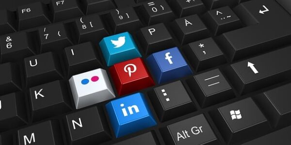 Postpickr miglior tool gestione social